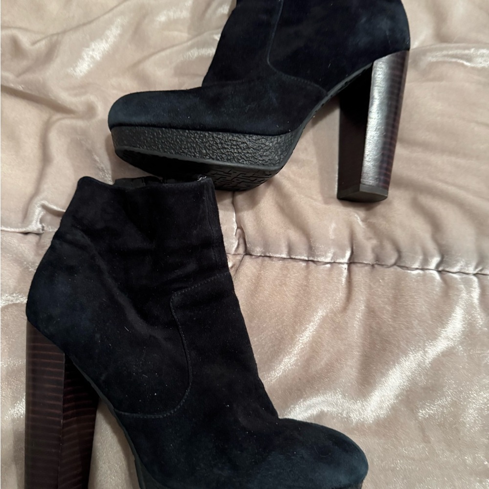 Elaine Turner Black Suede Heeled Boots